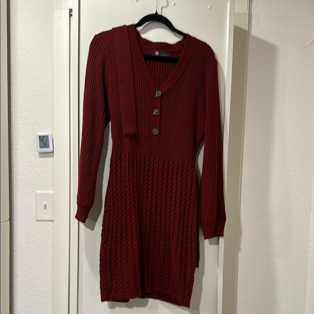 Red Ribbed Buttoned V-Neck Long Sleeve Dress